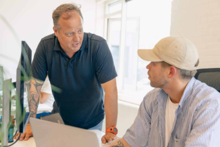 General Manager op kantoor