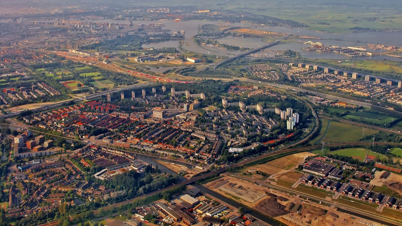 Luchtfoto Diemen